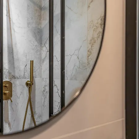 Decimo Meridio- At Spanish Steps- 4*