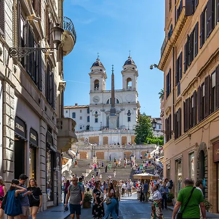 Guest house Decimo Meridio- At Spanish Steps- Rome