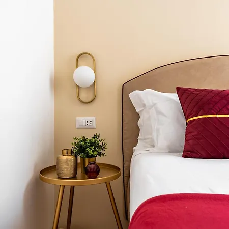 Guest house Decimo Meridio- At Spanish Steps- Rome