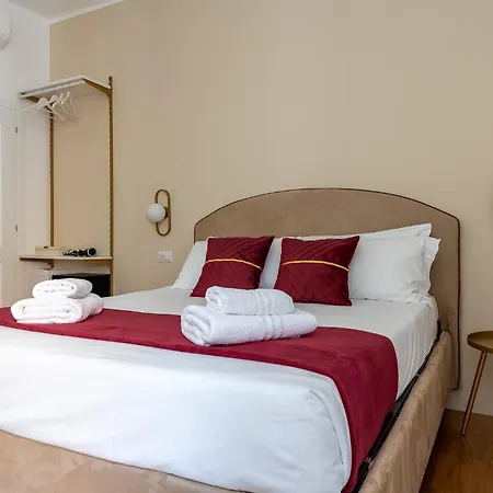 Decimo Meridio- At Spanish Steps- Guest house Rome