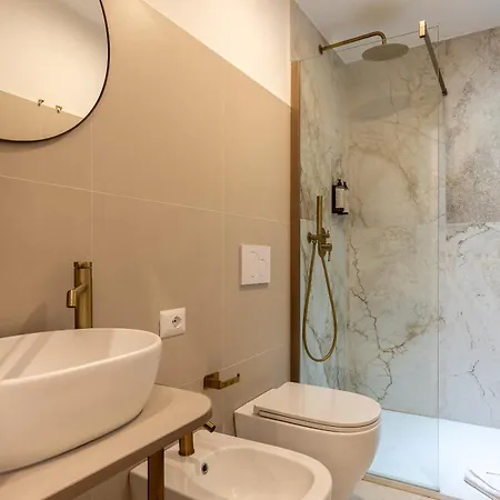 Decimo Meridio- At Spanish Steps- 4* Rome