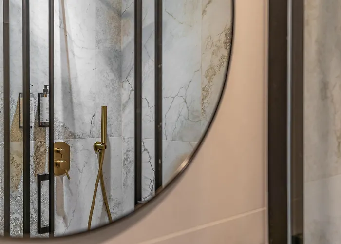 Decimo Meridio- At Spanish Steps- 4*