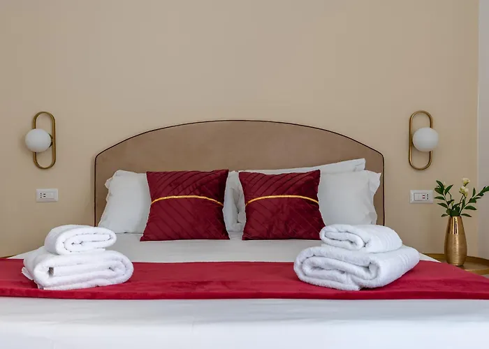 Decimo Meridio- At Spanish Steps- Gasthuis