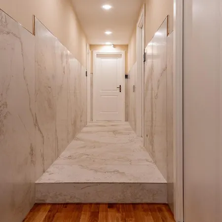 Decimo Meridio- At Spanish Steps- Pensionat 4*