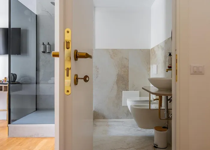 Decimo Meridio- At Spanish Steps- Guest house Rome